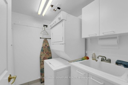 707-89 Skymark Drive, Toronto, ON - Indoor Photo Showing Laundry Room