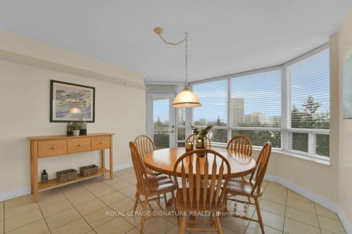707-89 Skymark Drive, Toronto, ON - Indoor Photo Showing Dining Room
