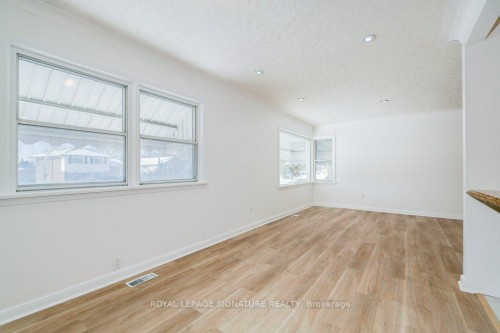 21 Prestbury Street, Toronto, ON - Indoor Photo Showing Other Room