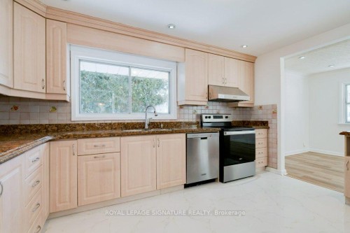 21 Prestbury Street, Toronto, ON - Indoor Photo Showing Kitchen