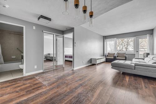 Vue d'ensemble - 210-600 Av. Wilfrid-Laurier, Québec (La Cité-Limoilou), QC - Indoor Photo Showing Living Room