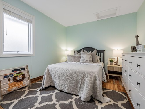 158 Bowie Avenue, Toronto, ON - Indoor Photo Showing Bedroom