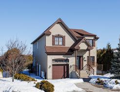 1017 Av. Marier  Vaudreuil-Dorion, QC J7V 0M7