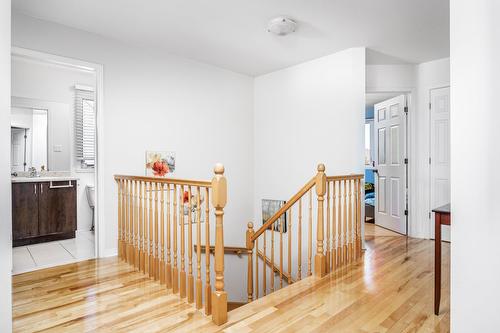 Escalier - 1017 Av. Marier, Vaudreuil-Dorion, QC - Indoor Photo Showing Other Room