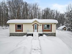 46 Rue Rachel  Saint-Colomban, QC J5K 2C3