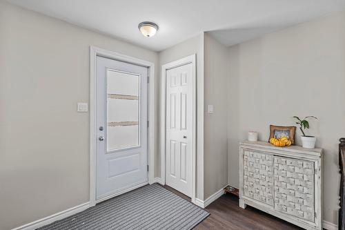 Hall d'entrée/Vestibule - 46 Rue Rachel, Saint-Colomban, QC - Indoor