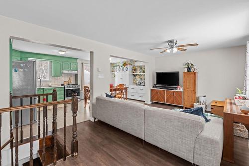 Salon - 46 Rue Rachel, Saint-Colomban, QC - Indoor Photo Showing Other Room