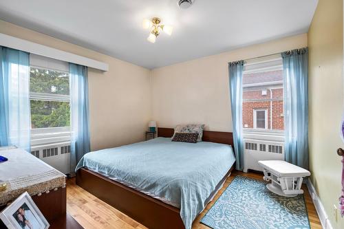 Chambre à coucher principale - 1743  - 1745 Ch. Canora, Mont-Royal, QC - Indoor Photo Showing Bedroom