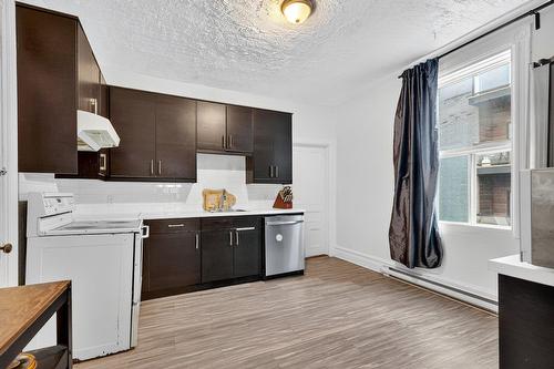 Cuisine - 1752  - 1754 Av. Victoria, Longueuil (Greenfield Park), QC - Indoor Photo Showing Kitchen