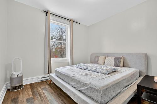 Chambre à coucher - 1752  - 1754 Av. Victoria, Longueuil (Greenfield Park), QC - Indoor Photo Showing Bedroom