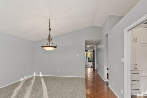 22-901 Kentwood Lane, Saanich, BC 