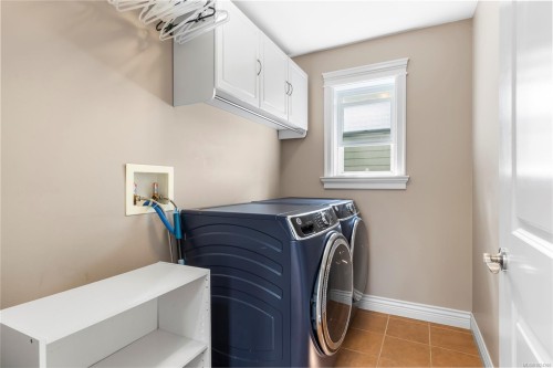 3927 Druce Lane, Saanich, BC 