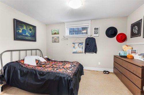 3927 Druce Lane, Saanich, BC 