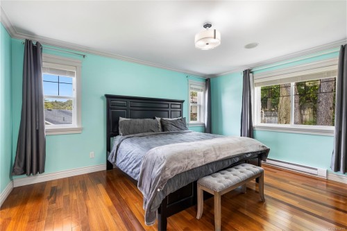 3927 Druce Lane, Saanich, BC 