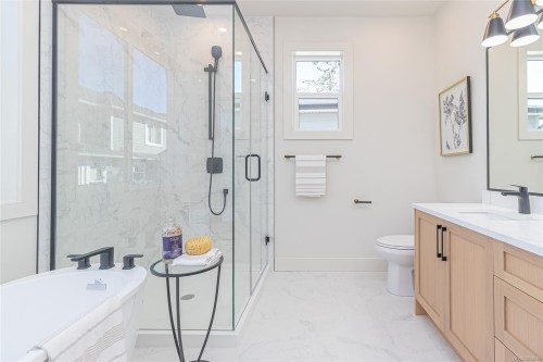 658 Wisteria Ridge, Langford, BC 