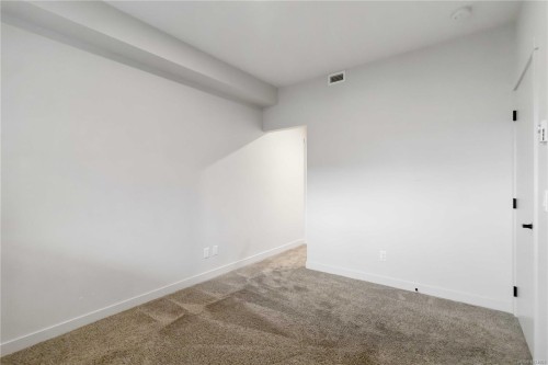 206-2469 Gateway Rd, Langford, BC - Indoor Photo Showing Other Room
