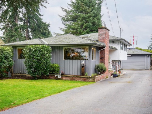985 Sutcliffe Rd, Saanich, BC 