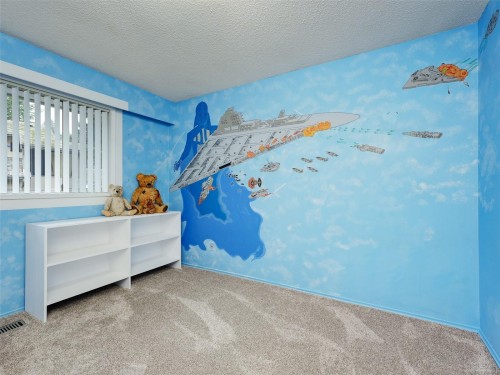 985 Sutcliffe Rd, Saanich, BC 