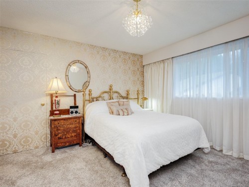 985 Sutcliffe Rd, Saanich, BC 