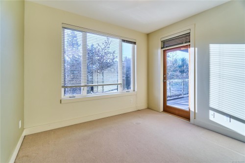 302-580 Stewart Ave, Nanaimo, BC - Indoor Photo Showing Other Room