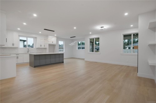 713 Beaver Creek Blvd, Campbell River, BC 