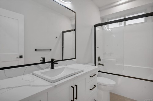 713 Beaver Creek Blvd, Campbell River, BC 