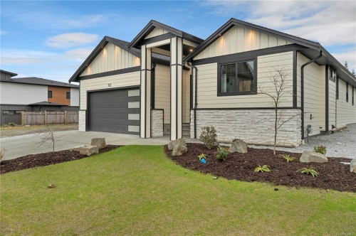 713 Beaver Creek Blvd, Campbell River, BC 