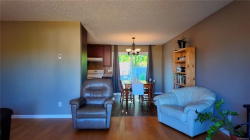 3000 Country Close, Campbell River, BC 