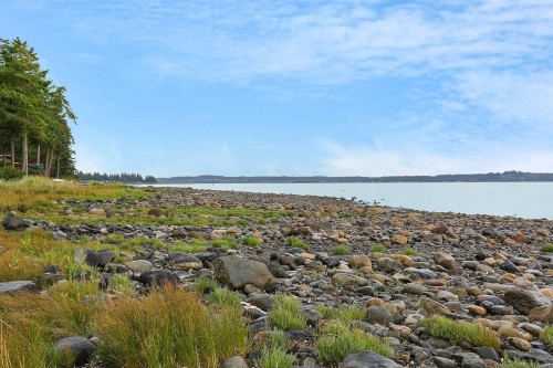 204 Spindrift Rd, Courtenay, BC 