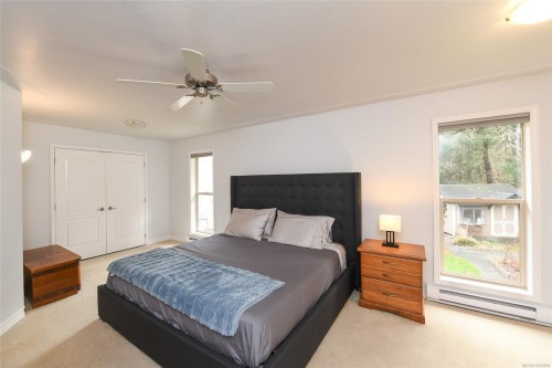 204 Spindrift Rd, Courtenay, BC 