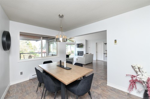 204 Spindrift Rd, Courtenay, BC 