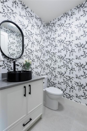 220 Kamloops Ave, Saanich, BC 