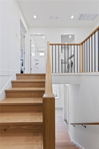 220 Kamloops Ave, Saanich, BC 