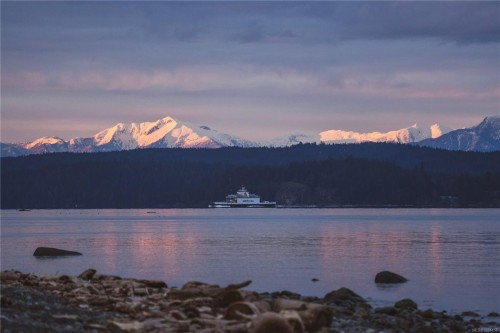 771 Beaver Creek Blvd, Campbell River, BC 