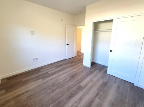 B503-1102 Esquimalt Rd, Esquimalt, BC - Indoor Photo Showing Other Room
