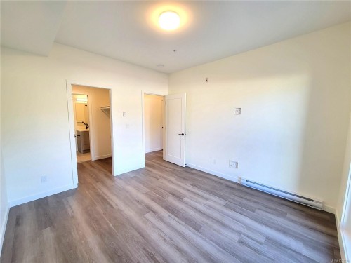 B503-1102 Esquimalt Rd, Esquimalt, BC - Indoor Photo Showing Other Room