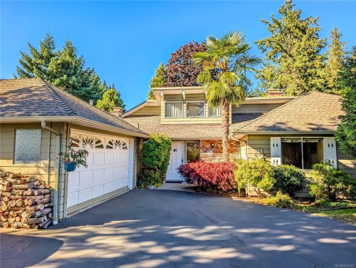 474 Eaglecrest Dr, Qualicum Beach, BC 