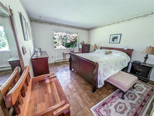 474 Eaglecrest Dr, Qualicum Beach, BC 