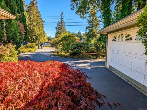 474 Eaglecrest Dr, Qualicum Beach, BC 