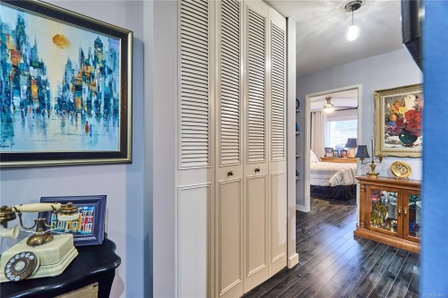 105-100 Dawes St, Nanaimo, BC - Indoor Photo Showing Other Room