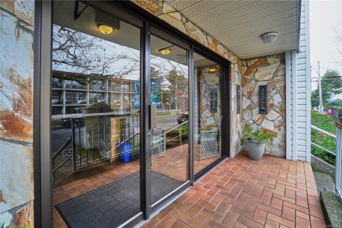 105-100 Dawes St, Nanaimo, BC - Outdoor With Exterior