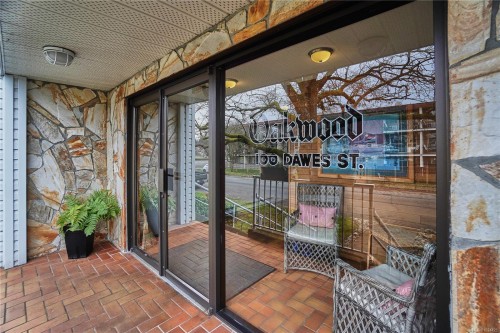 105-100 Dawes St, Nanaimo, BC - Outdoor