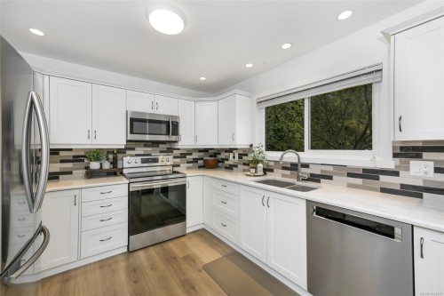 10369 Bowerbank Rd, Sidney, BC 