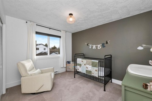 10369 Bowerbank Rd, Sidney, BC 