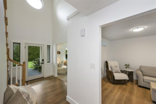 10369 Bowerbank Rd, Sidney, BC 