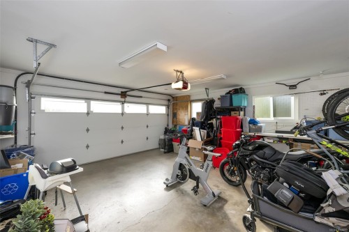 10369 Bowerbank Rd, Sidney, BC 