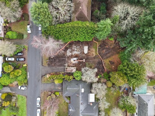 4-2215 Greenlands Rd, Saanich, BC - Outdoor With View