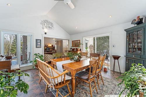 Salle à manger - 257 Ch. De Bondville, Lac-Brome, QC - Indoor Photo Showing Dining Room