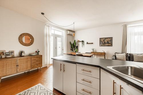 Cuisine - D-10236 Rue Lajeunesse, Montréal (Ahuntsic-Cartierville), QC - Indoor Photo Showing Kitchen