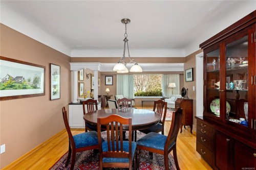 3331 Woodburn Ave, Oak Bay, BC 